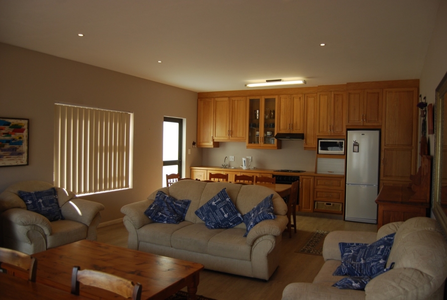 To Let 3 Bedroom Property for Rent in Calypso Beach Western Cape